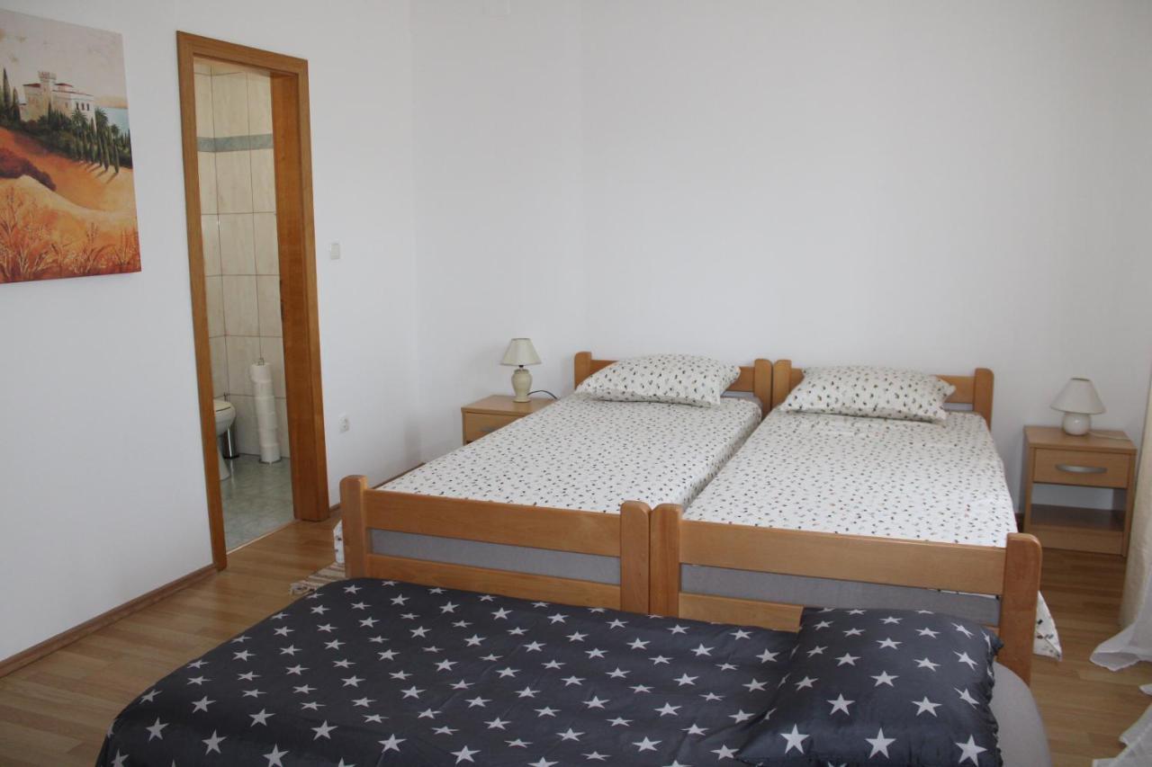 Apartment Noel Sveti Vid-Miholjice ภายนอก รูปภาพ