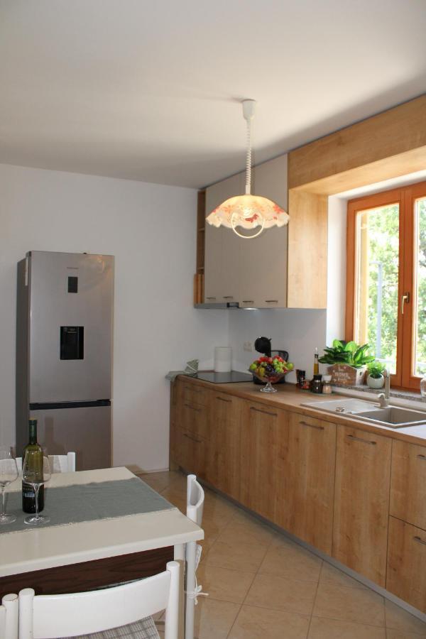 Apartment Noel Sveti Vid-Miholjice ภายนอก รูปภาพ
